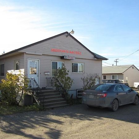 Midtown Motel On Alaska Ave Dawson Creek Extérieur photo
